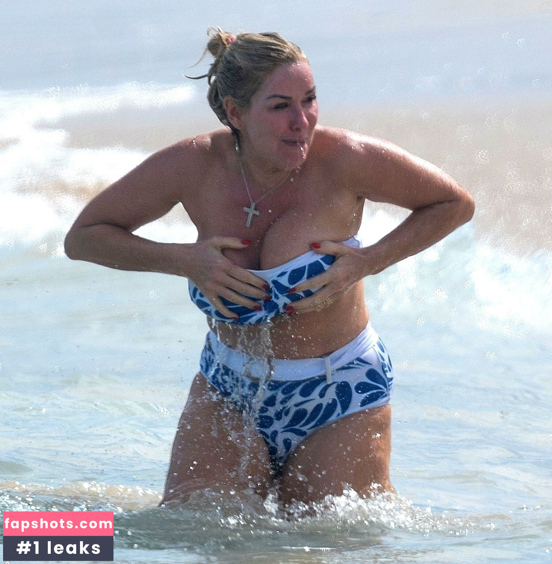 Claire Sweeney gallery photo #54