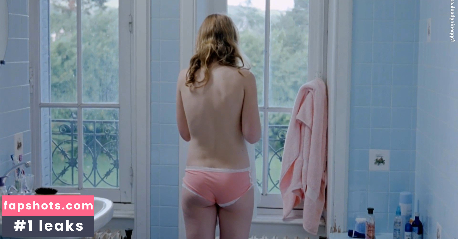 Clara Augarde gallery photo #3