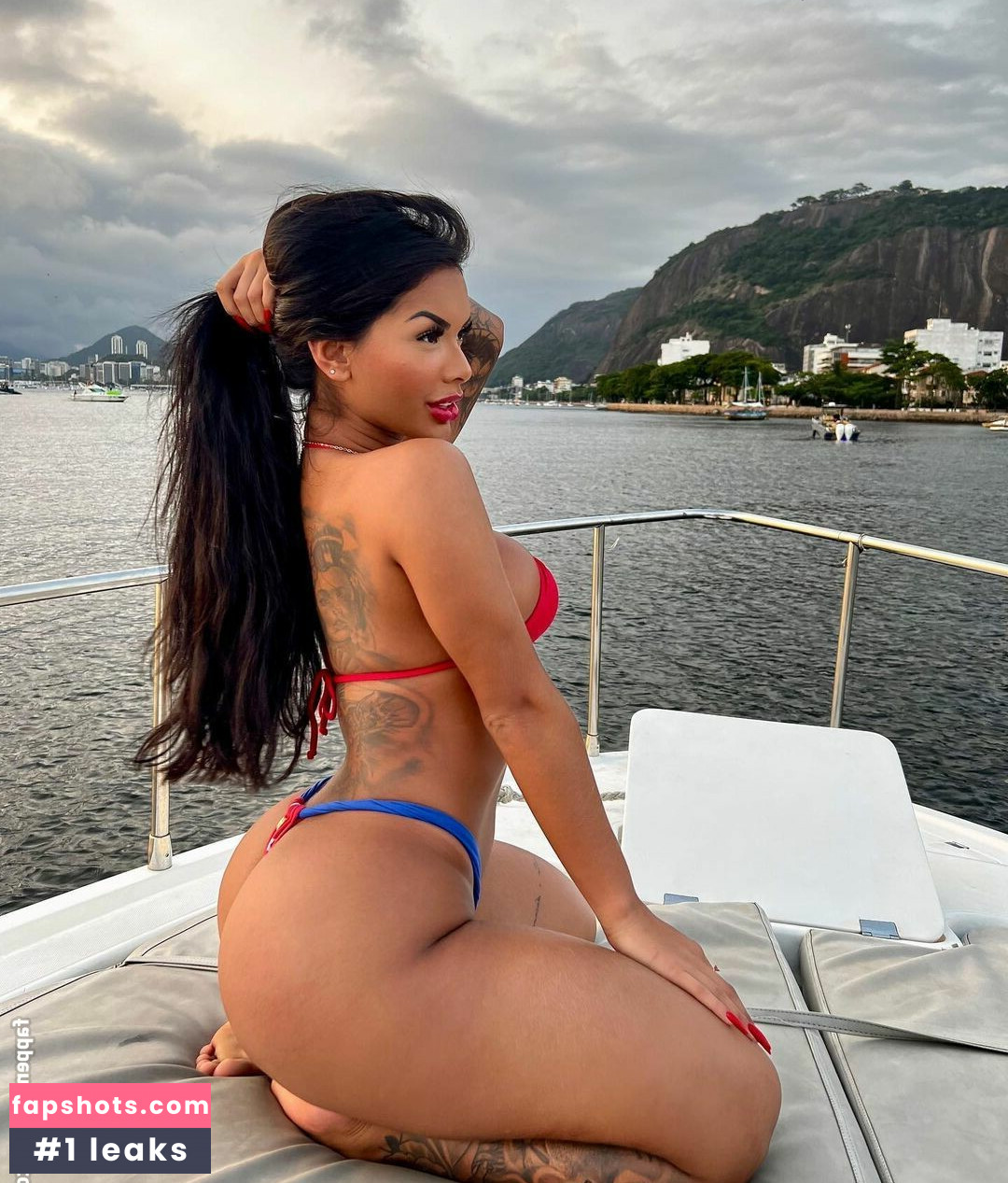 Clara Batista gallery photo #26