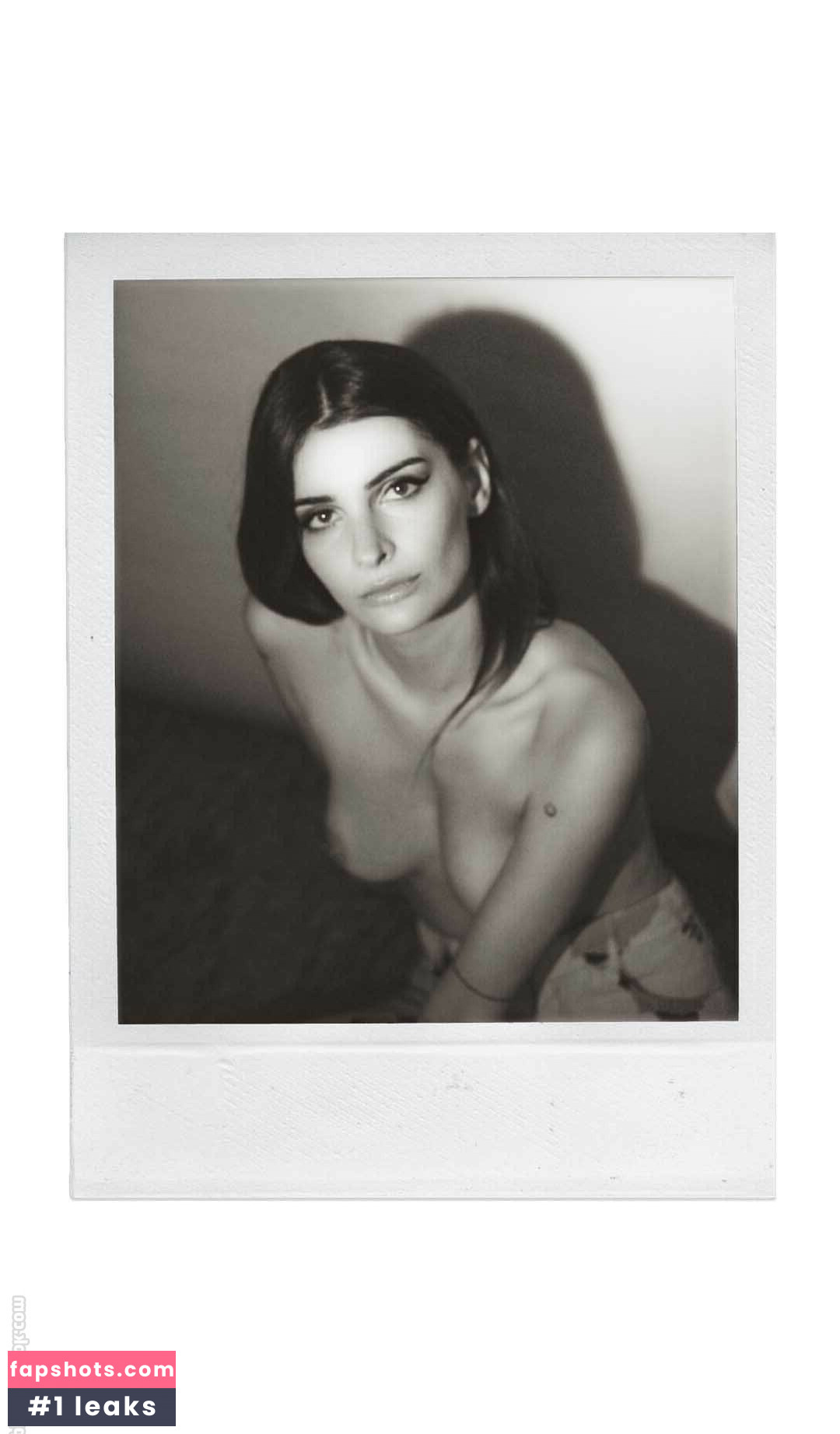 Clara Beneytout gallery photo #11