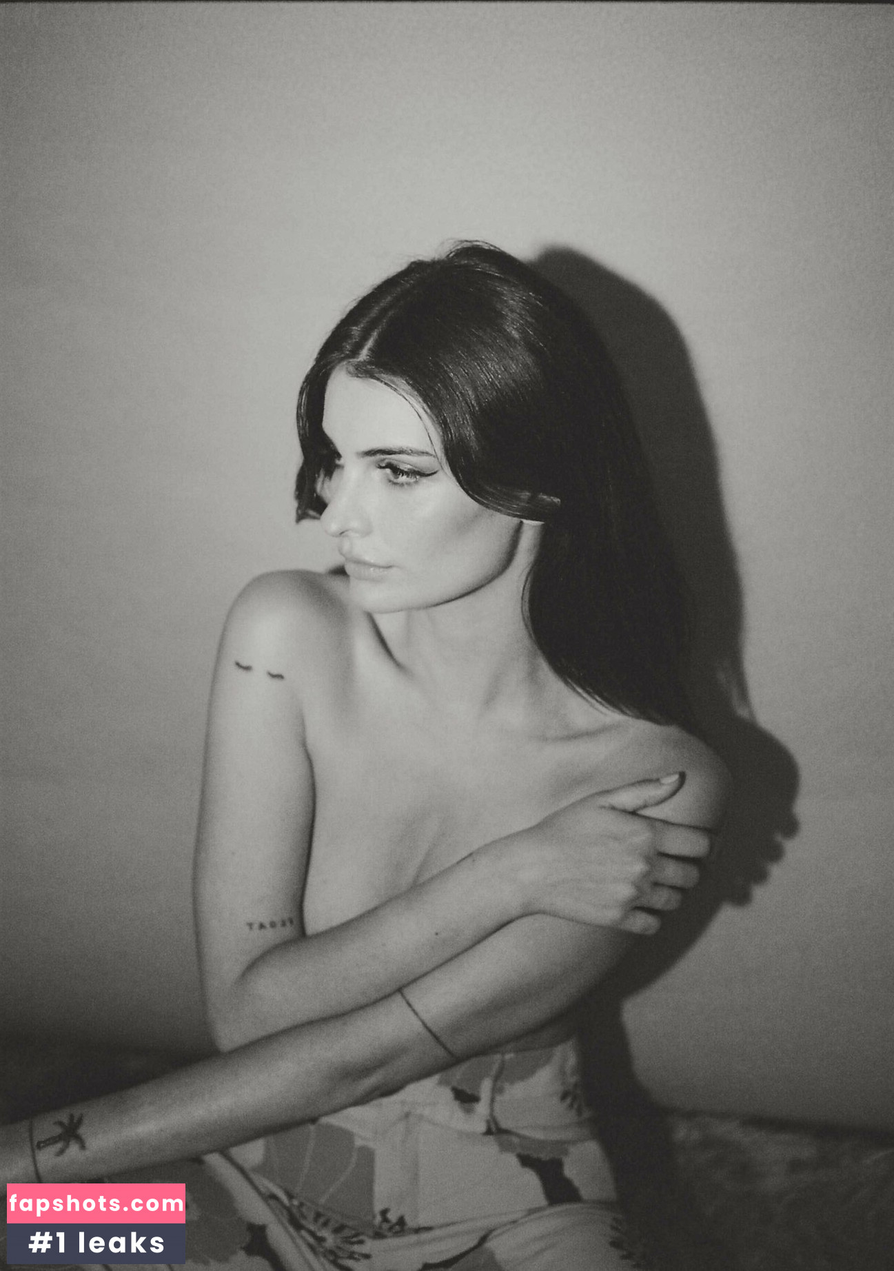 Clara Beneytout gallery photo #10