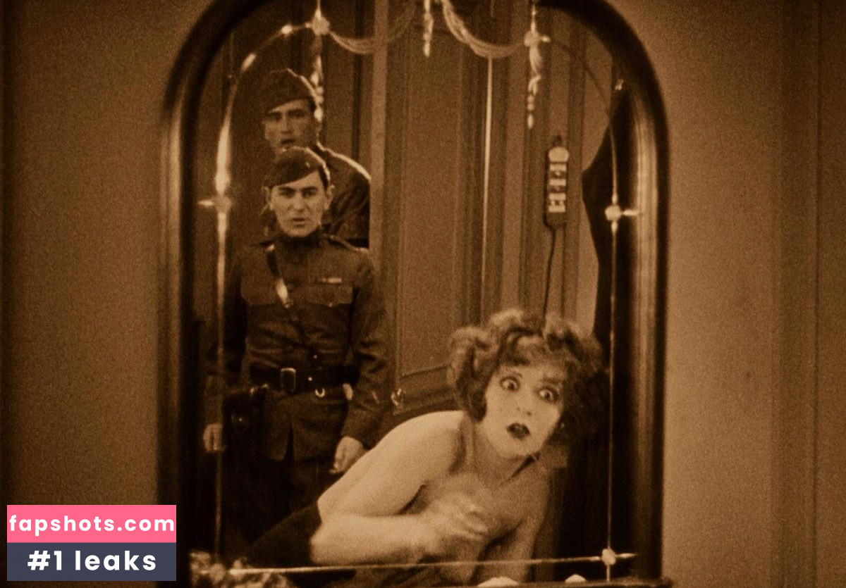 Clara Bow nude babe gallery