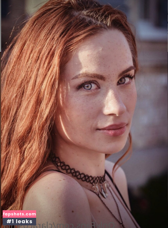 Clara Cosmia gallery photo #10