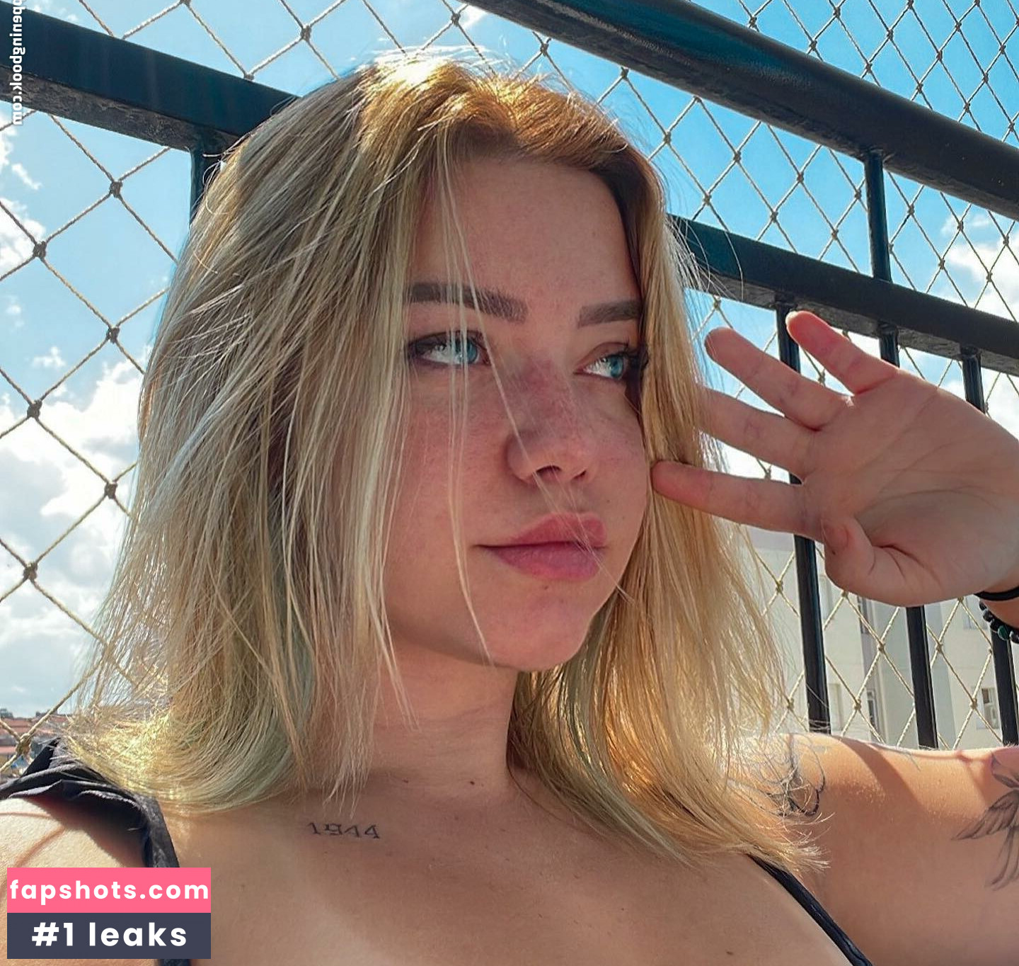 Clara Dfant gallery photo #11