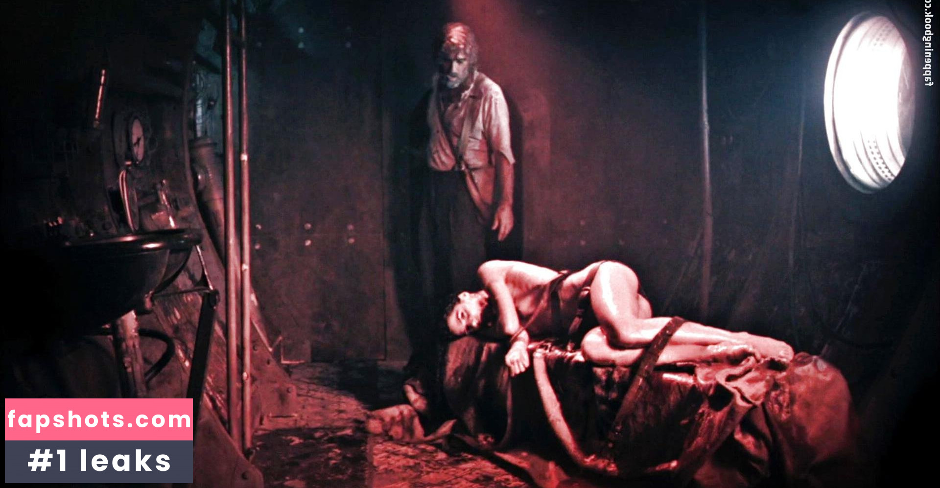 Clara Furey gallery photo #11