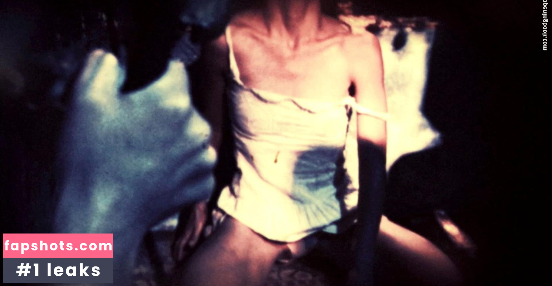 Clara Furey gallery photo #7