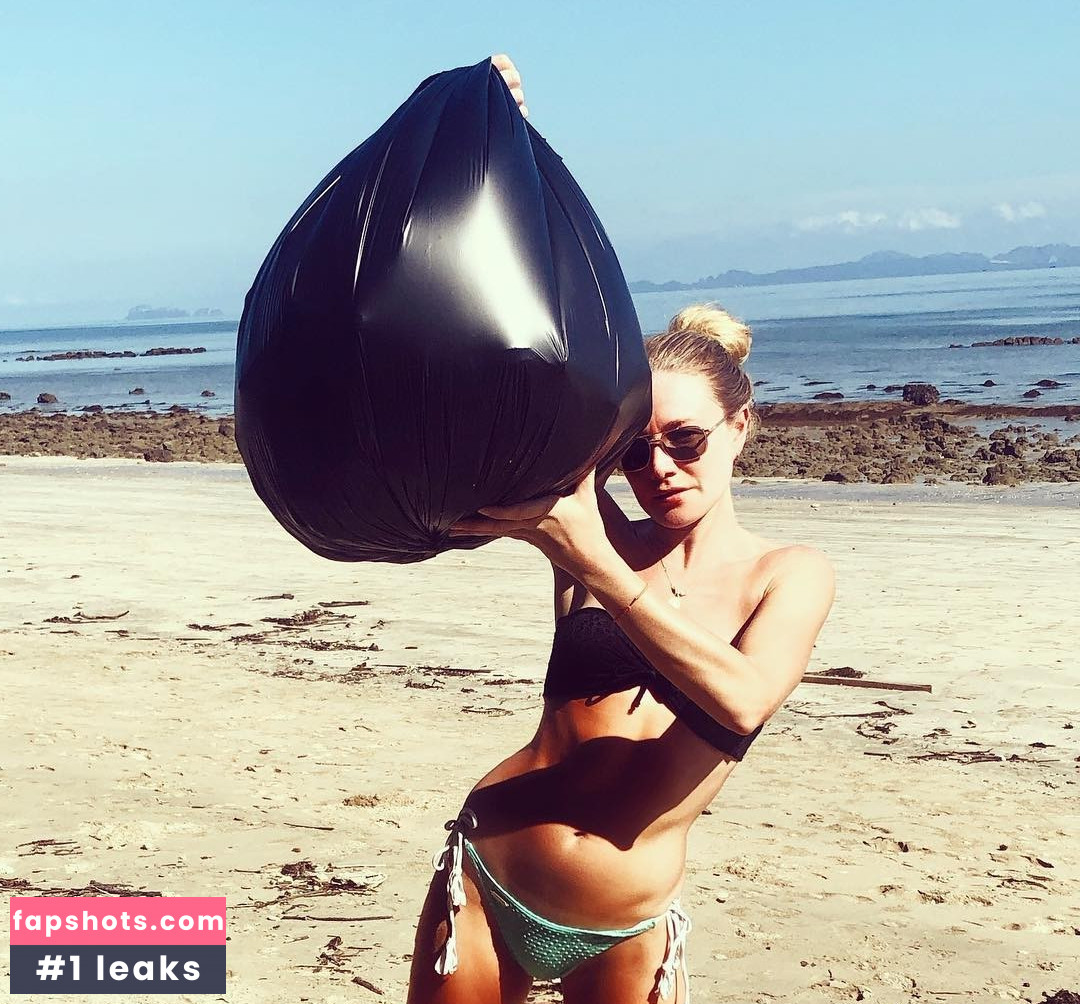 Clara Paget Nahé úniky fotek pouze od fanoušků #11 - Fapshots