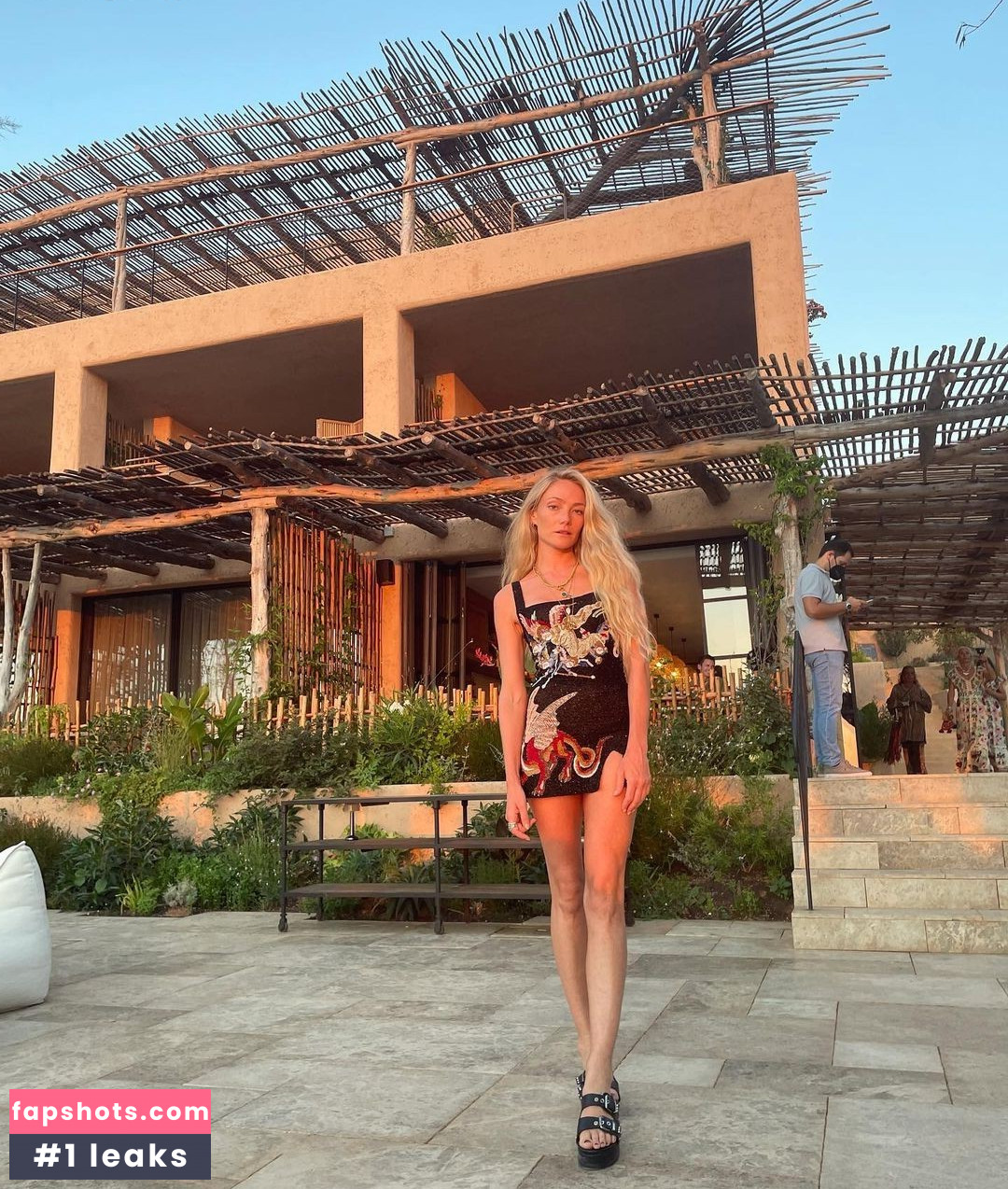 Clara Paget Nahé úniky fotek pouze od fanoušků #17 - Fapshots