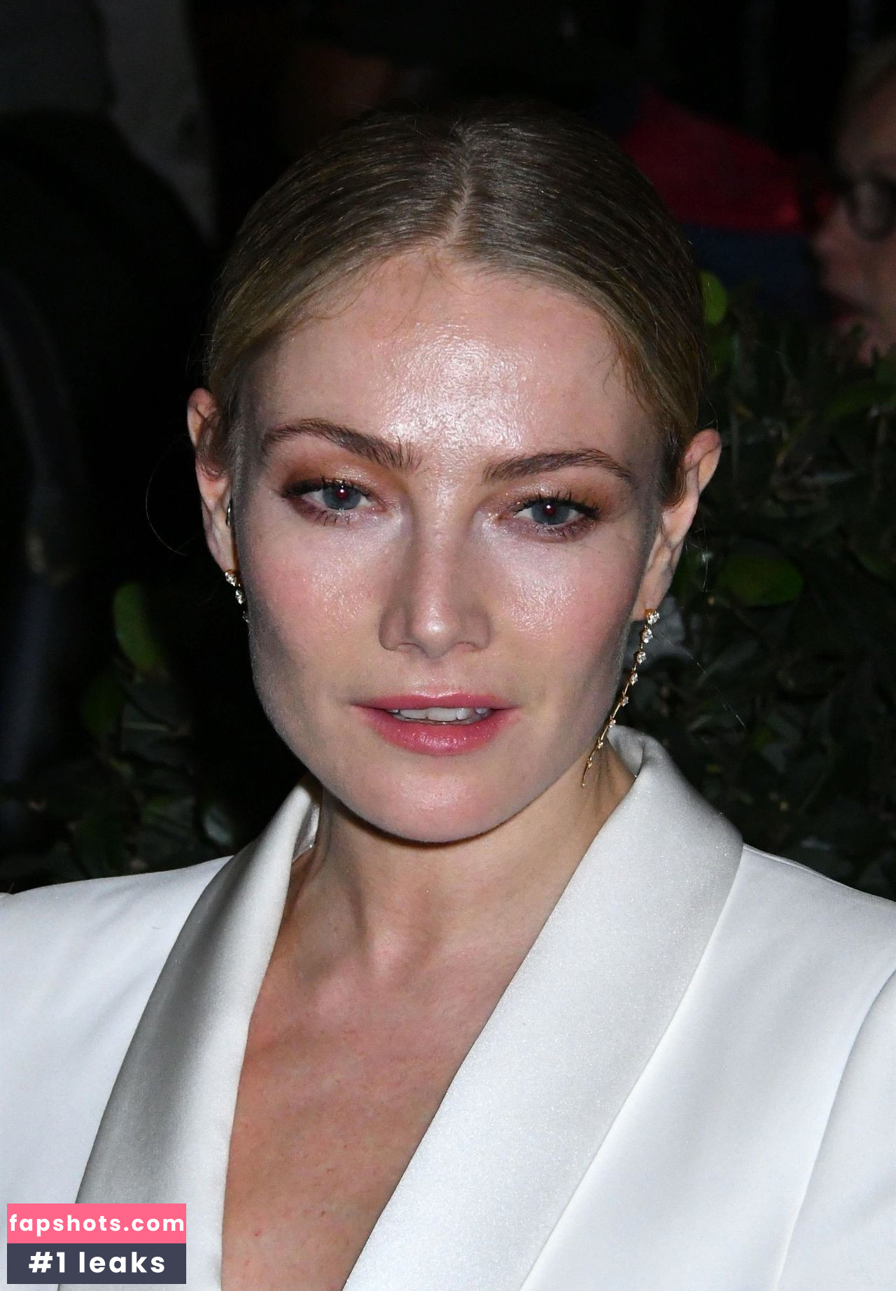 Clara Paget Nahé úniky fotek pouze od fanoušků #19 - Fapshots