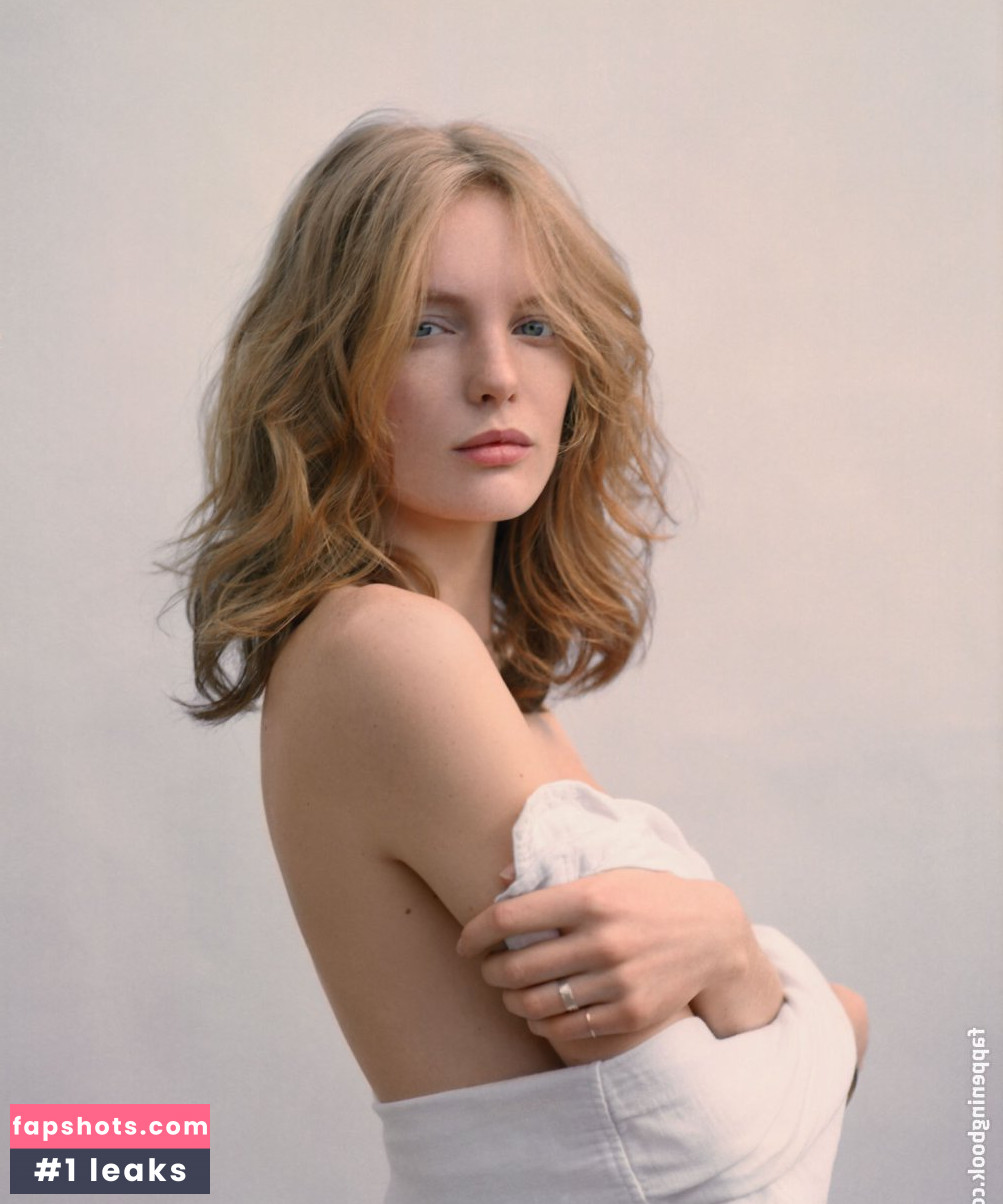 Clara Settje gallery photo #24