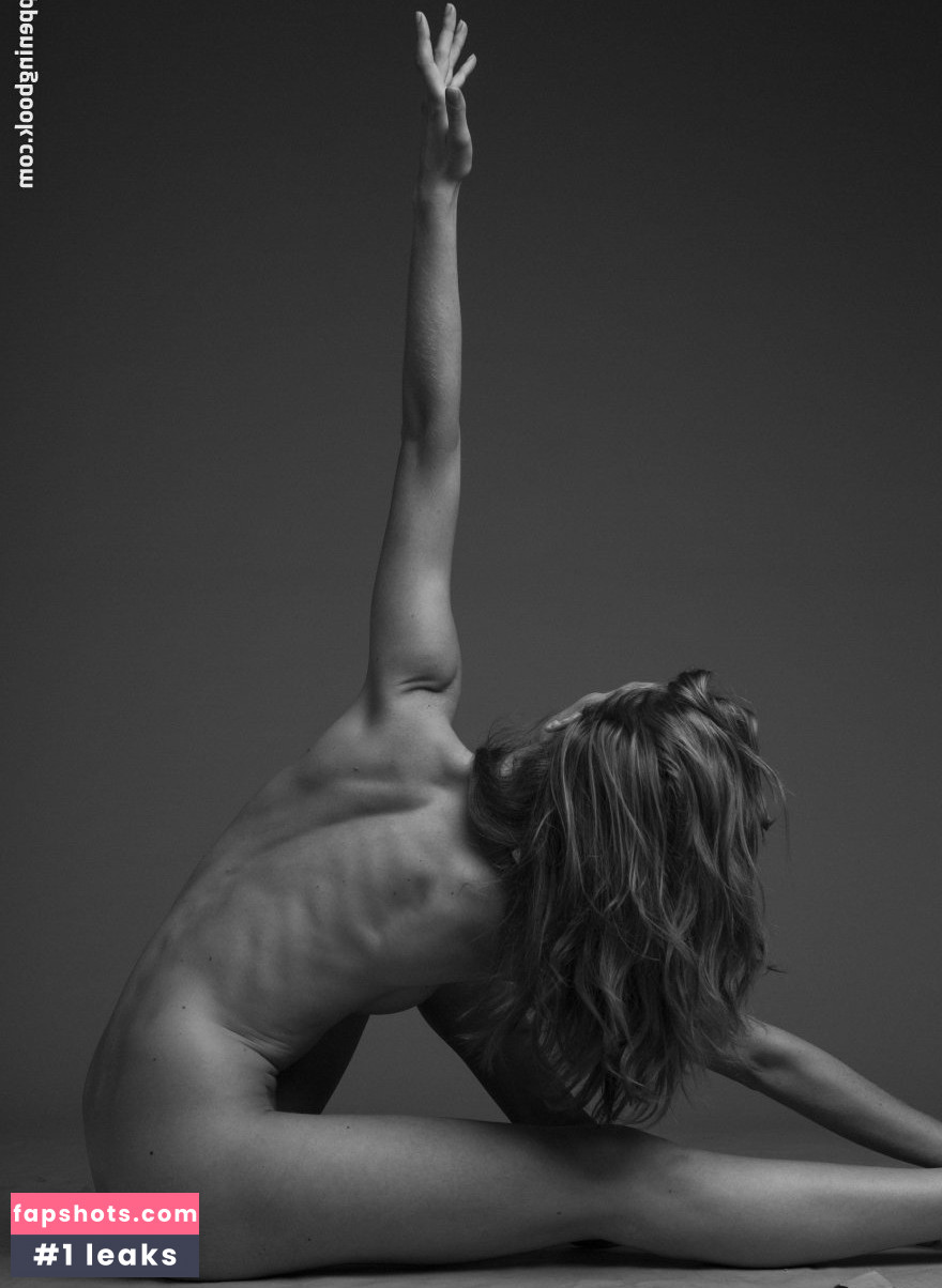 Clara Settje gallery photo #32