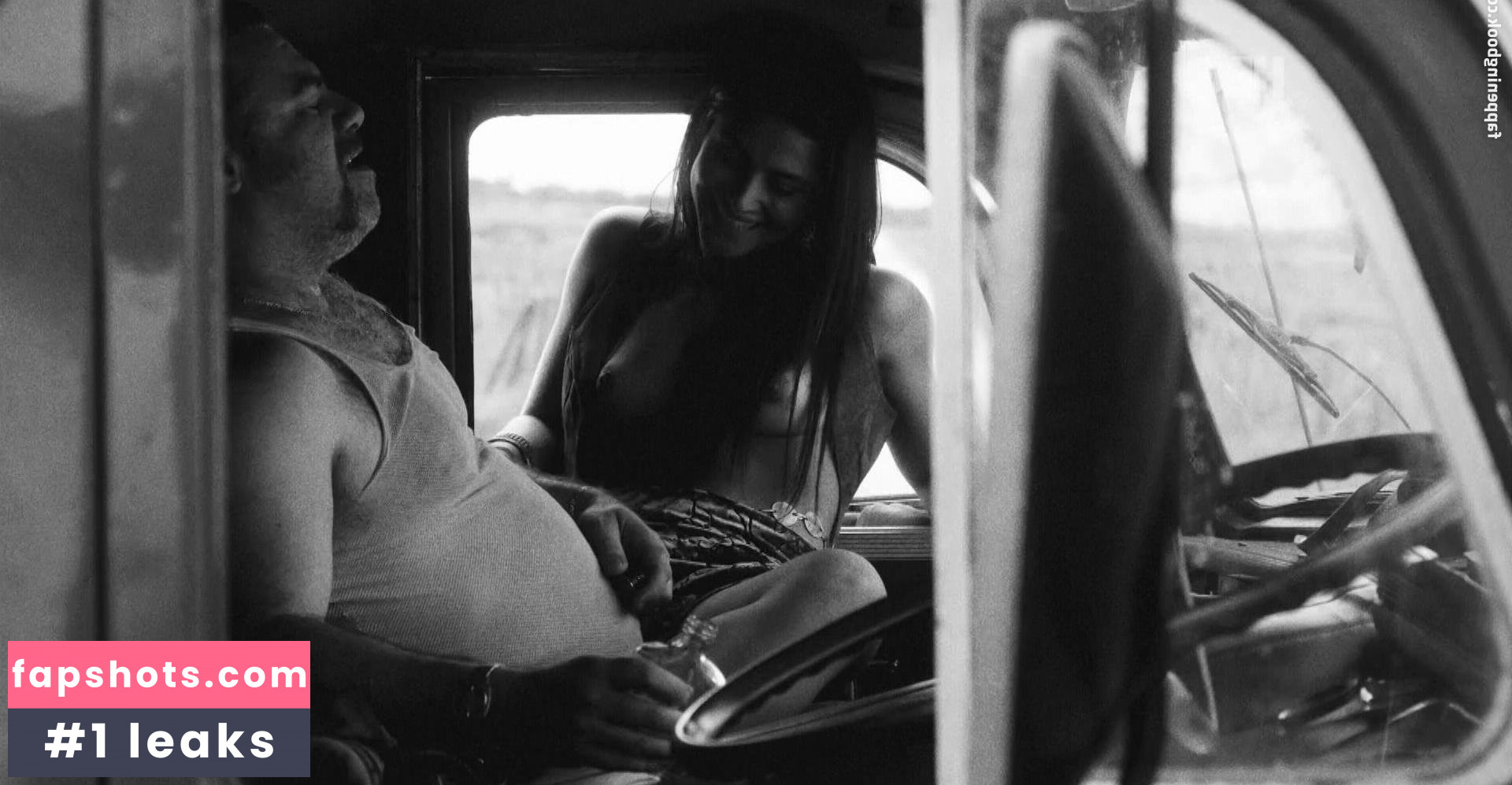 Clara Soria Nude Leaks OnlyFans Photos #2 - LeakJerk