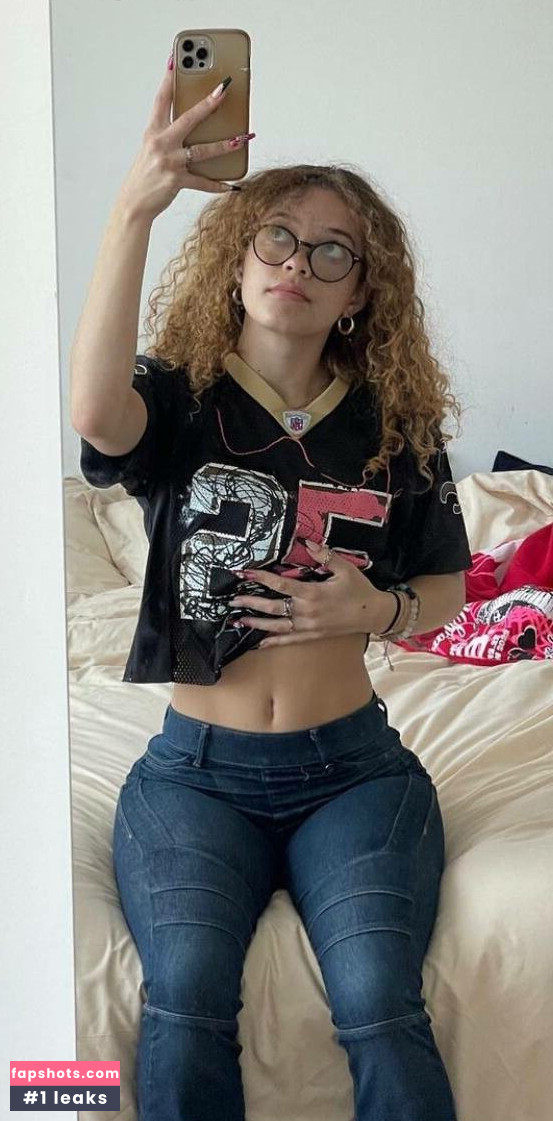 clara.west Nude Leaks OnlyFans Photos #54 - Fapshots