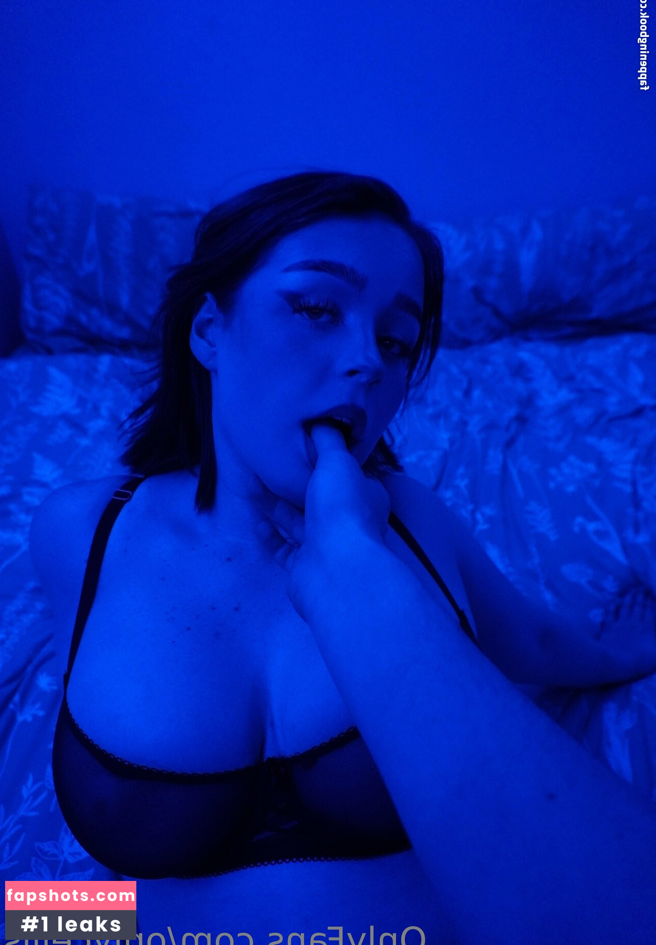 clara00ellis gallery photo #88