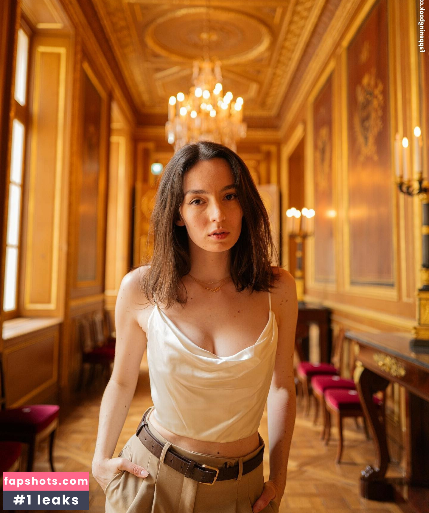 Clararunaway gallery photo #6