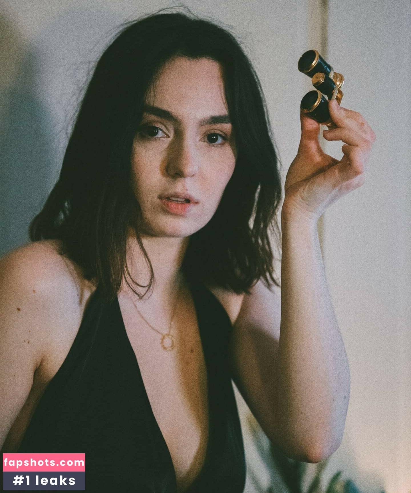 Clararunaway gallery photo #10