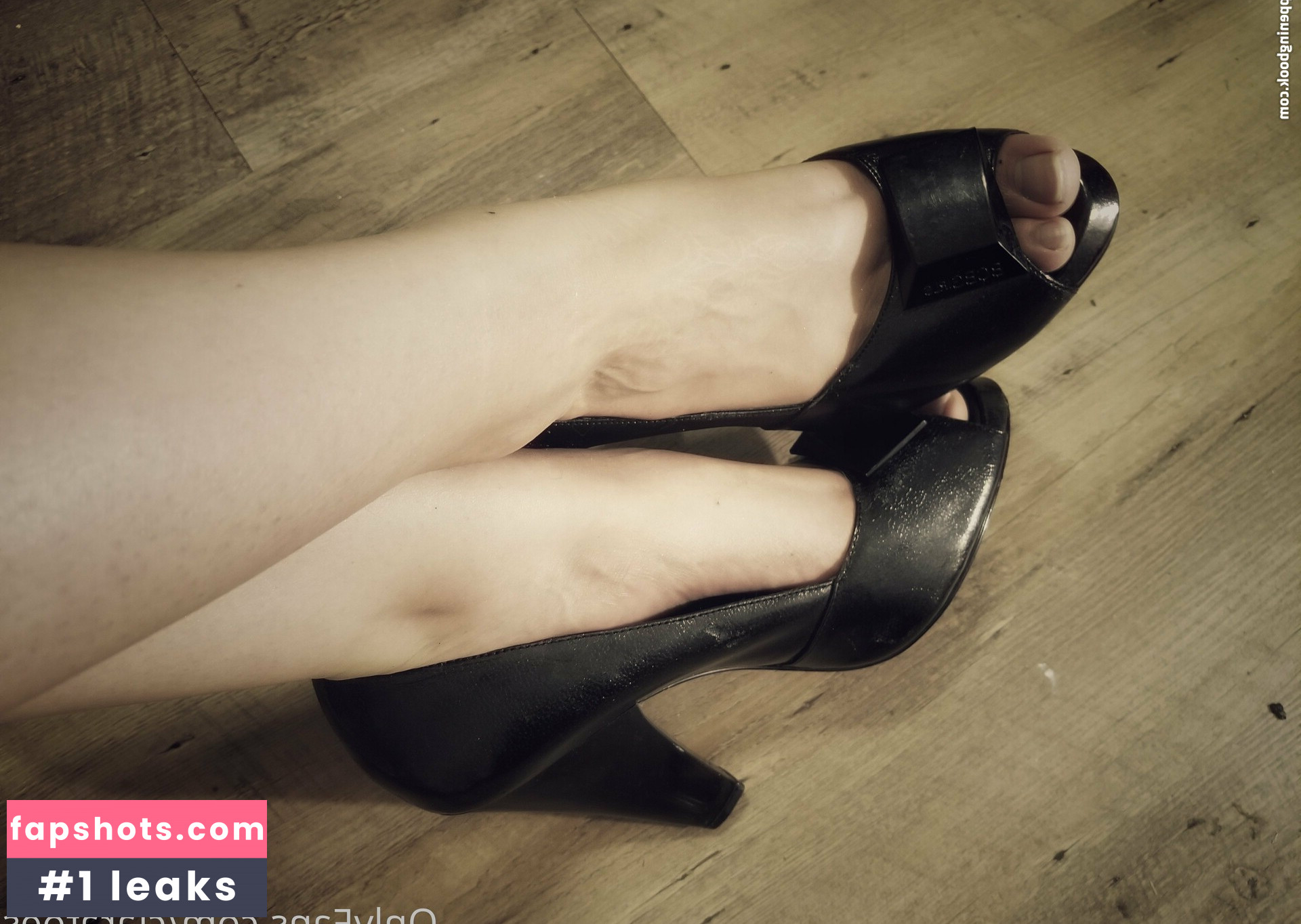 claratoes gallery photo #18