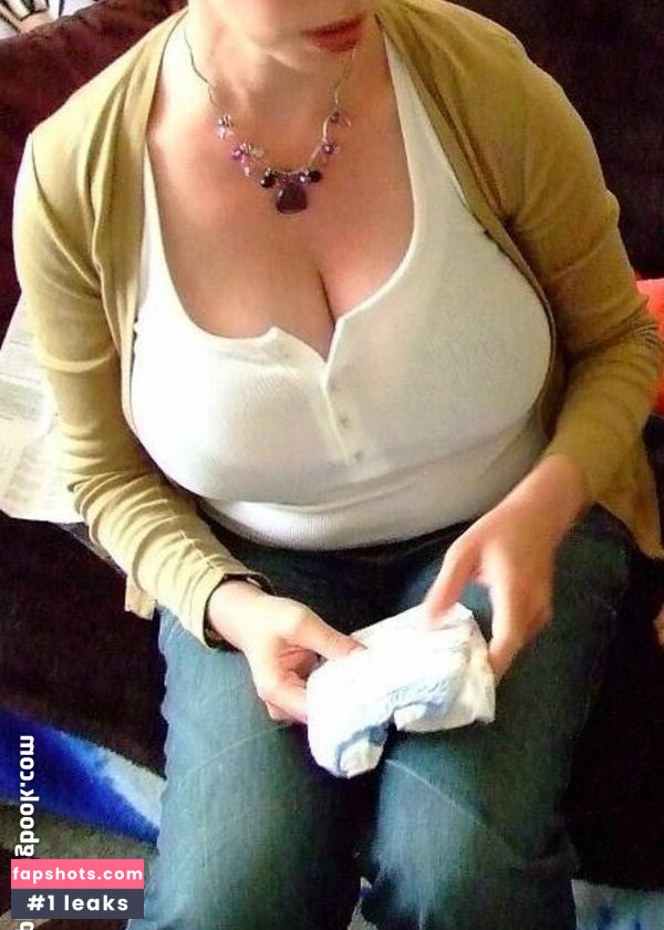 Clare Davey42 nude babe gallery