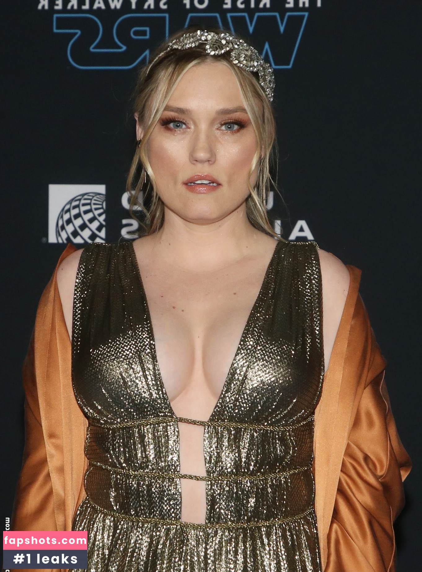 Clare Grant gallery photo #21