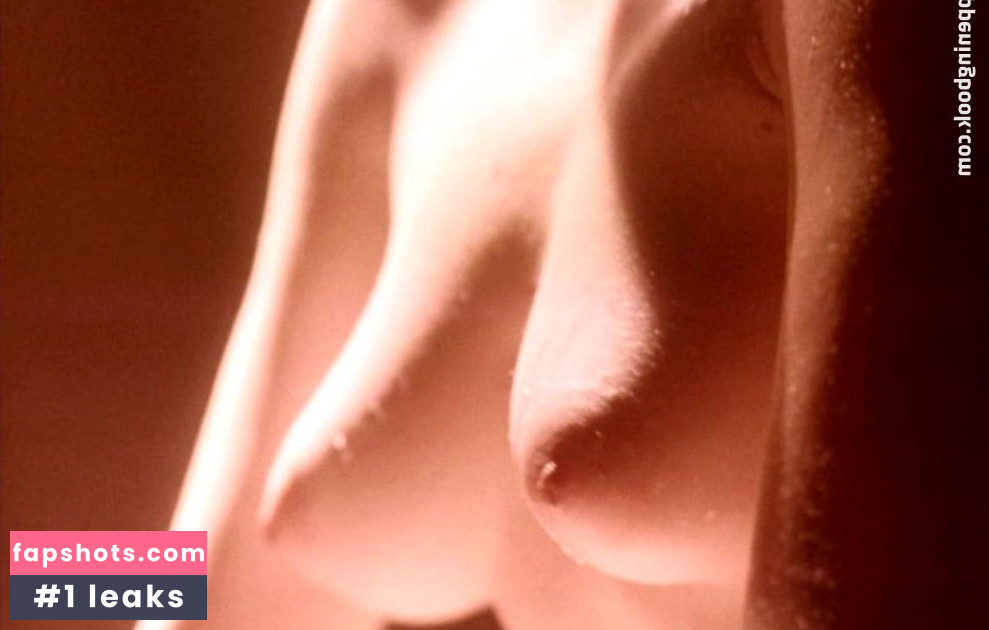 Clare Grant gallery photo #36