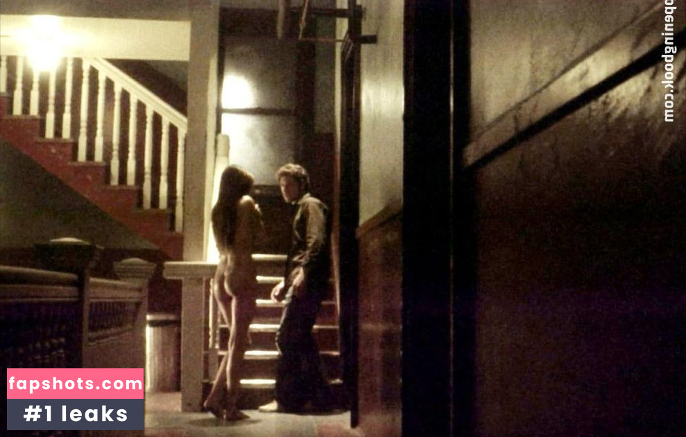 Clare Grant gallery photo #37