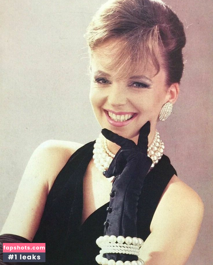 Clare Grogan gallery photo #20
