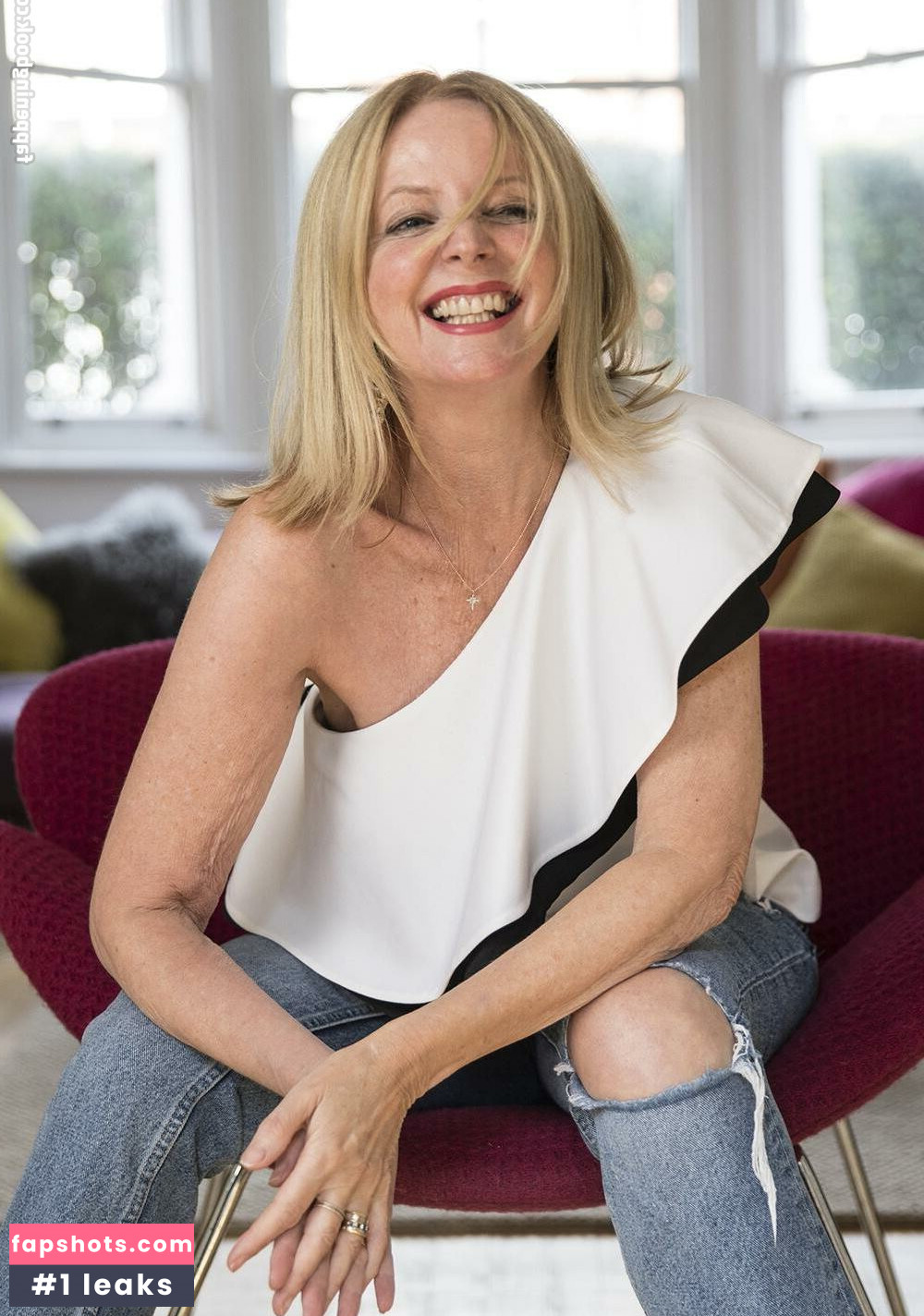 Clare Grogan gallery photo #21