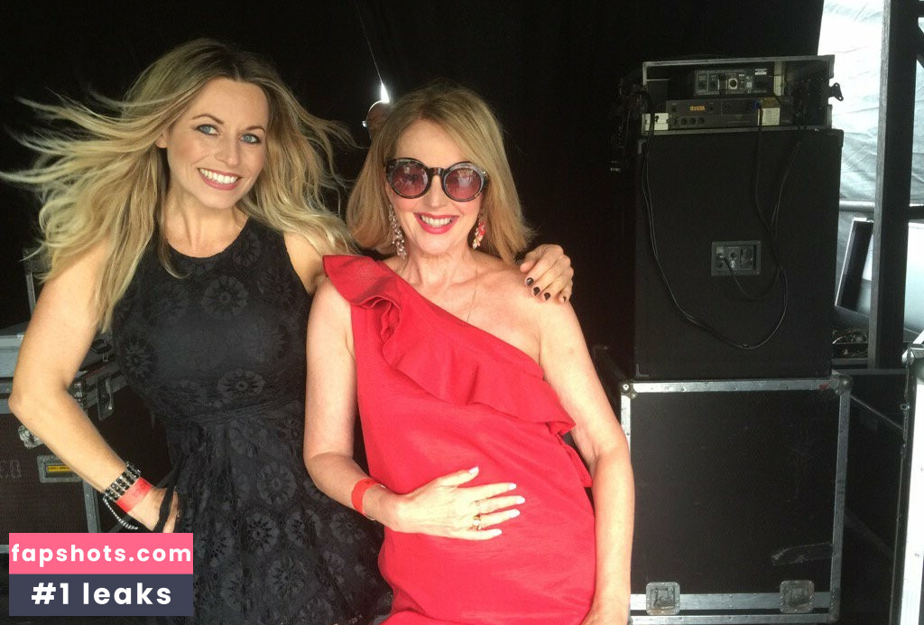 Clare Grogan gallery photo #30