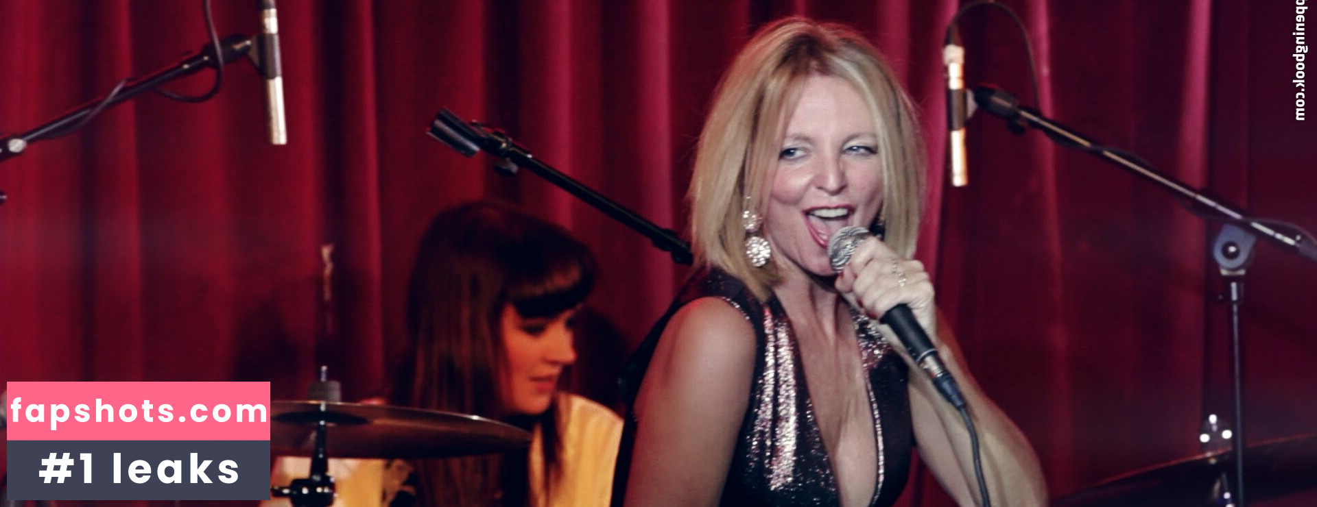 Clare Grogan gallery photo #35