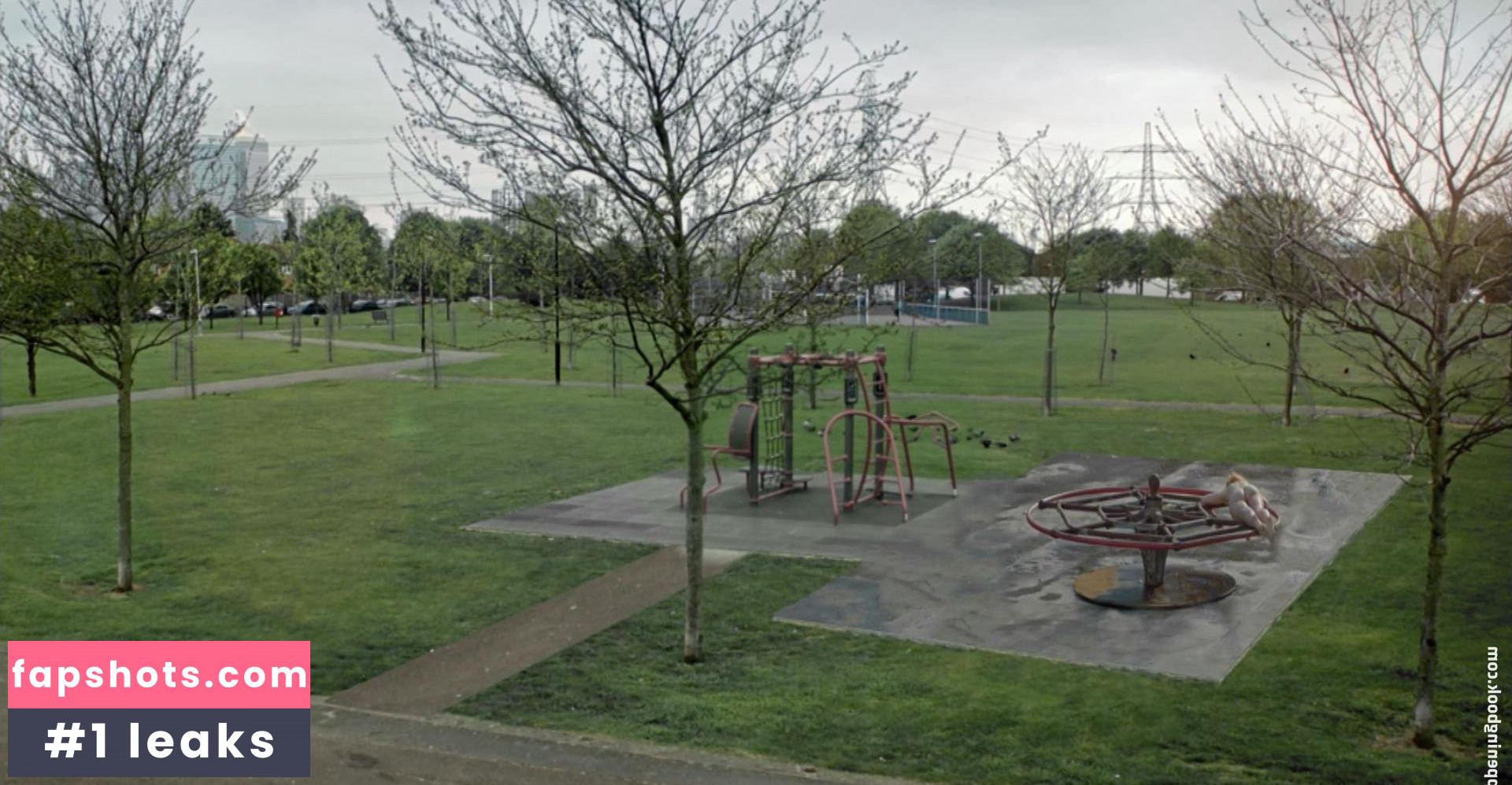 Clare Holman gallery photo #2