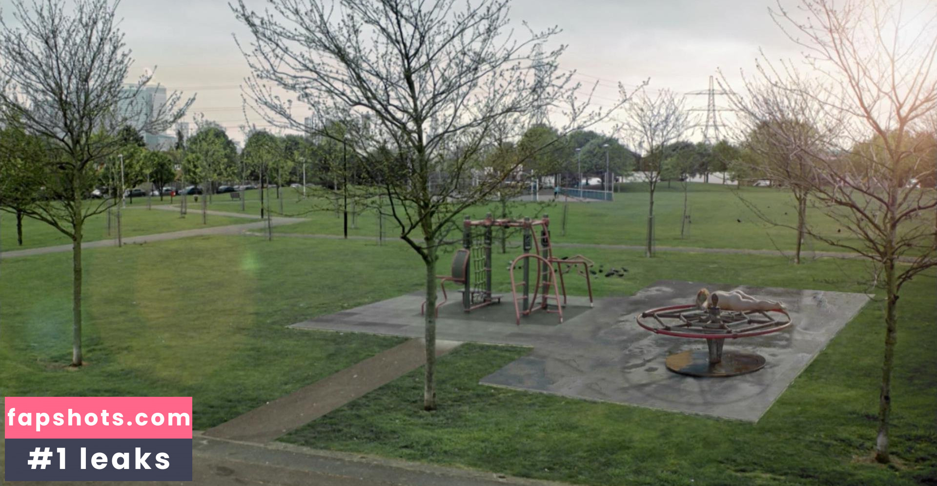 Clare Holman gallery photo #4