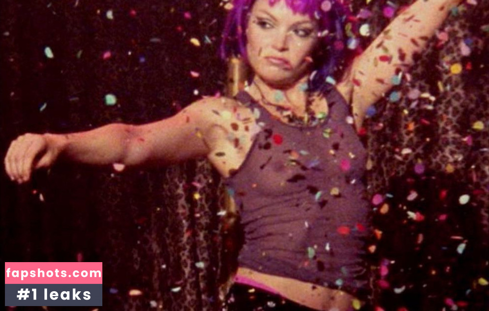 Clare Kramer gallery photo #8