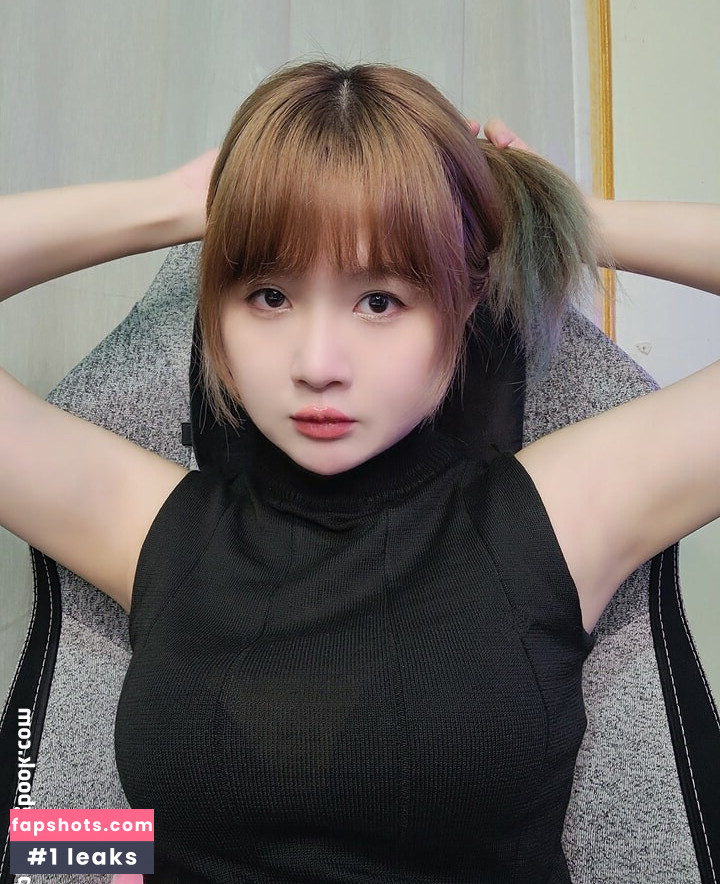 Clarissa Punipun Nude Leaks OnlyFans Photos #8 - LeakJerk