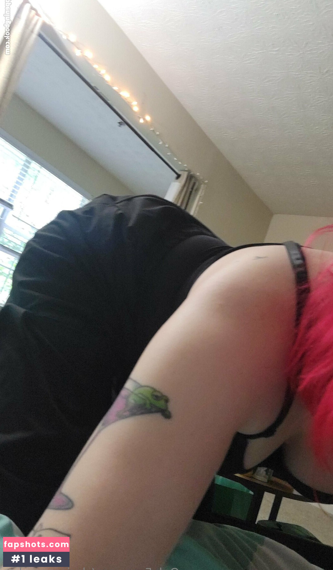 clarissasmokes Nude Leaks OnlyFans Photos #3 - LeakJerk