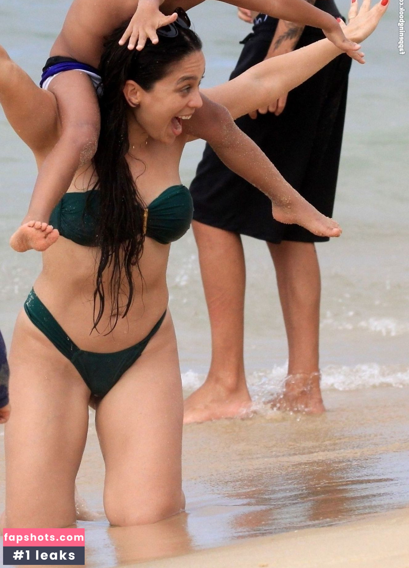 Clarisse Alves gallery photo #66