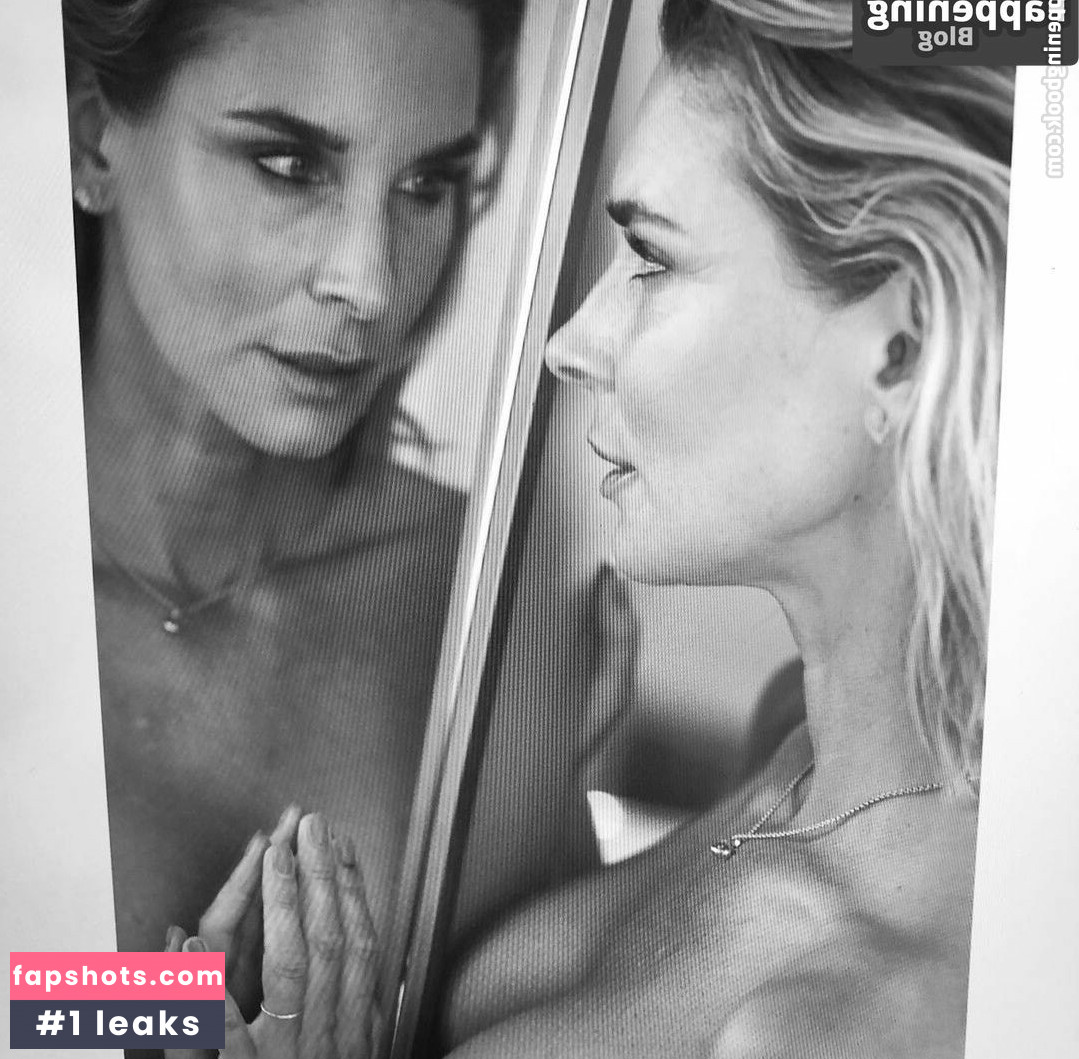 Claudelle Deckert gallery photo #24