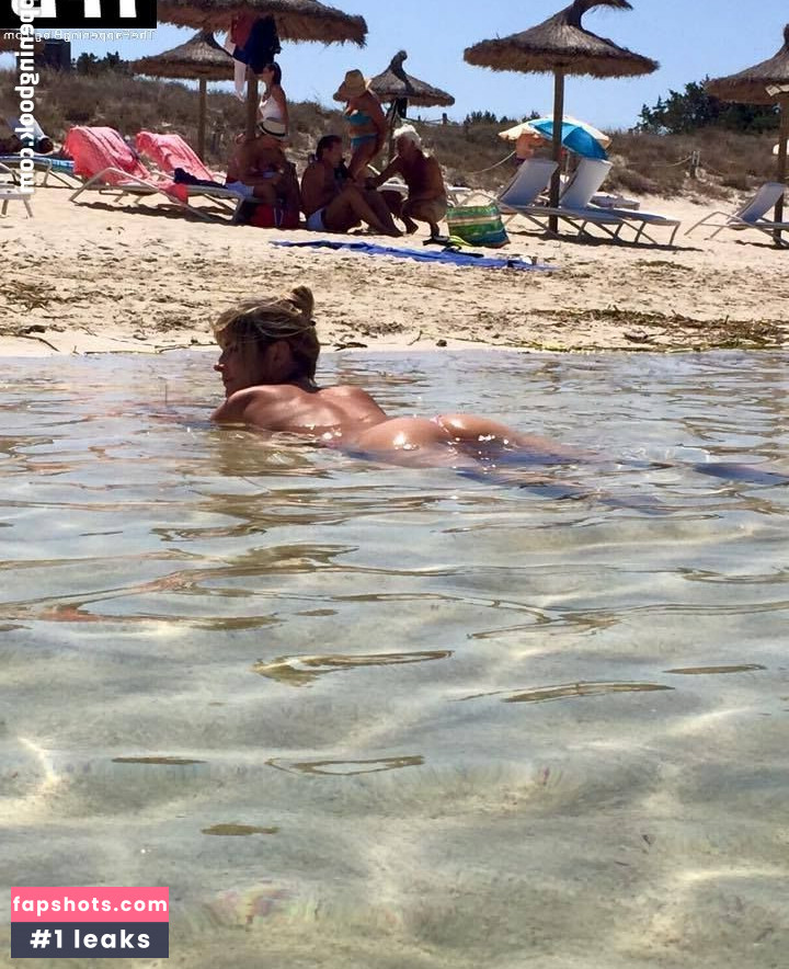 Claudelle Deckert gallery photo #71