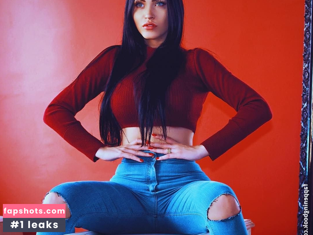 Claudia Alende gallery photo #131