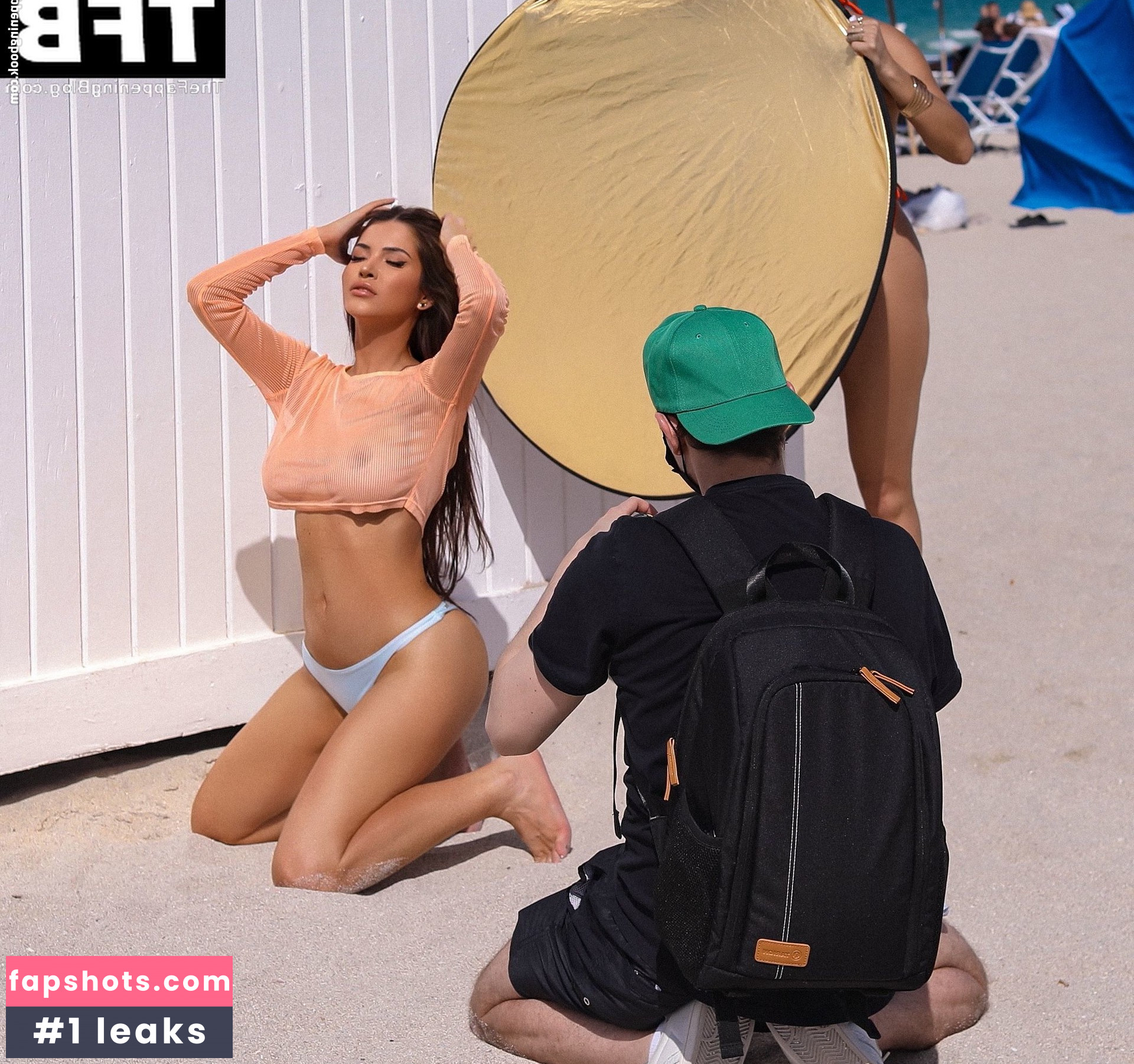 Claudia Alende gallery photo #93