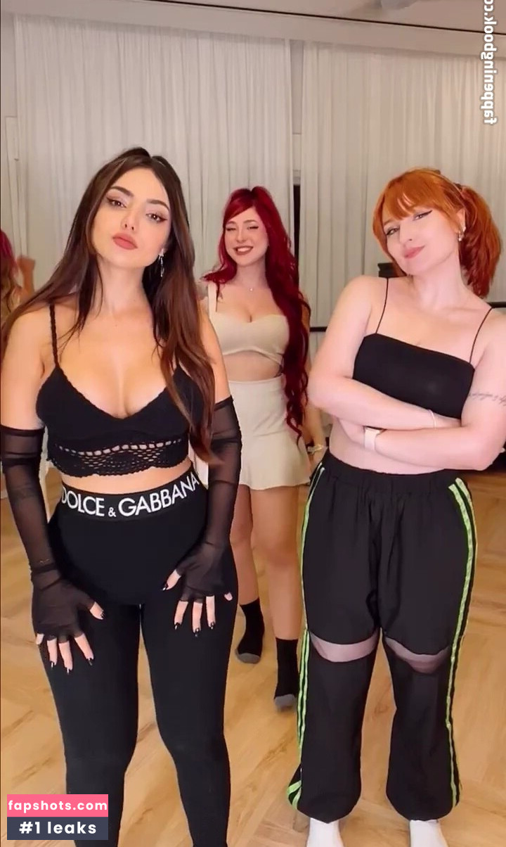 Claudia Andriolo gallery photo #9