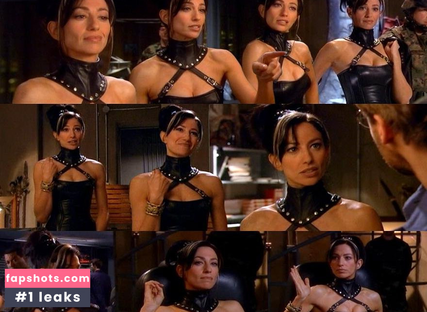 Claudia Black gallery photo #16