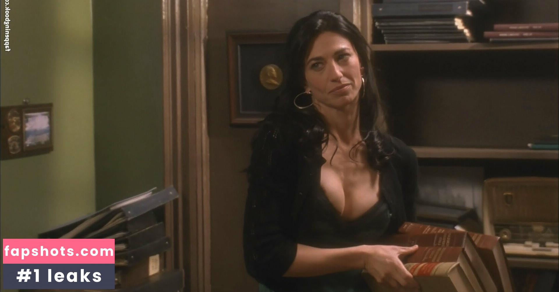 Claudia Black gallery photo #3