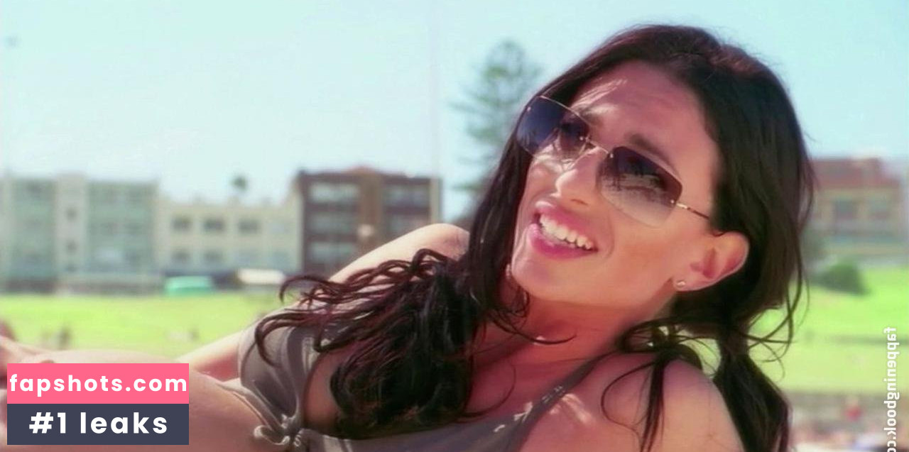 Claudia Black gallery photo #22