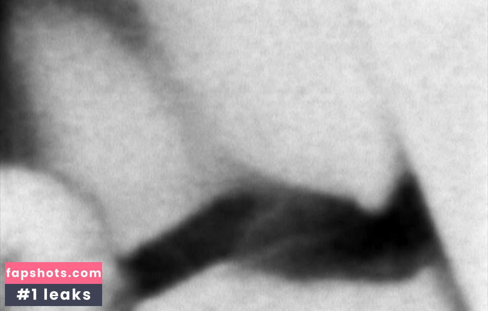 Claudia Falco gallery photo #12