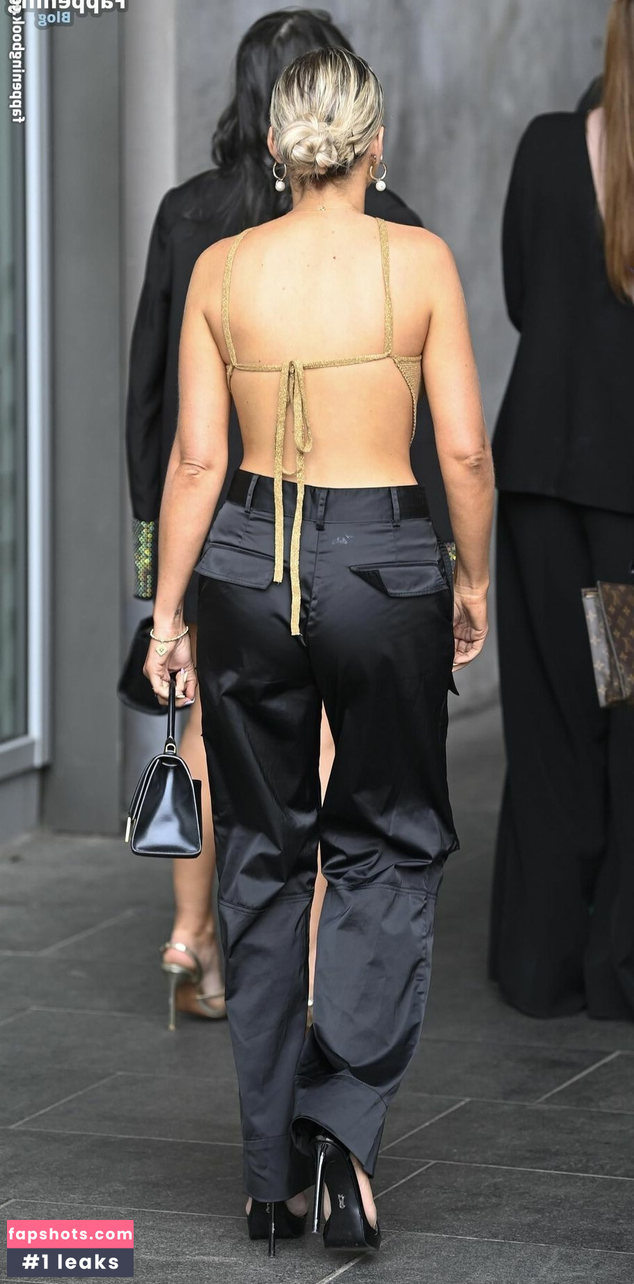 Claudia Fogarty gallery photo #2