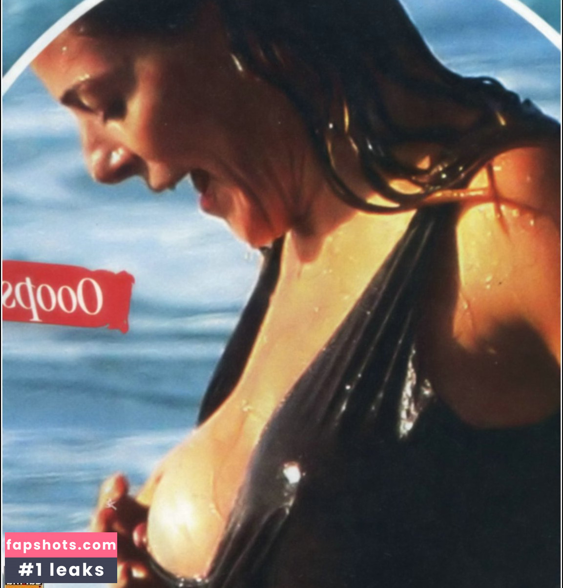 Claudia Gerini gallery photo #32