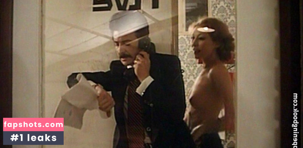 Claudia Gravy gallery photo #9