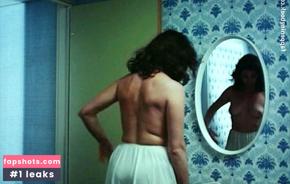 Claudia Gravy gallery photo #10