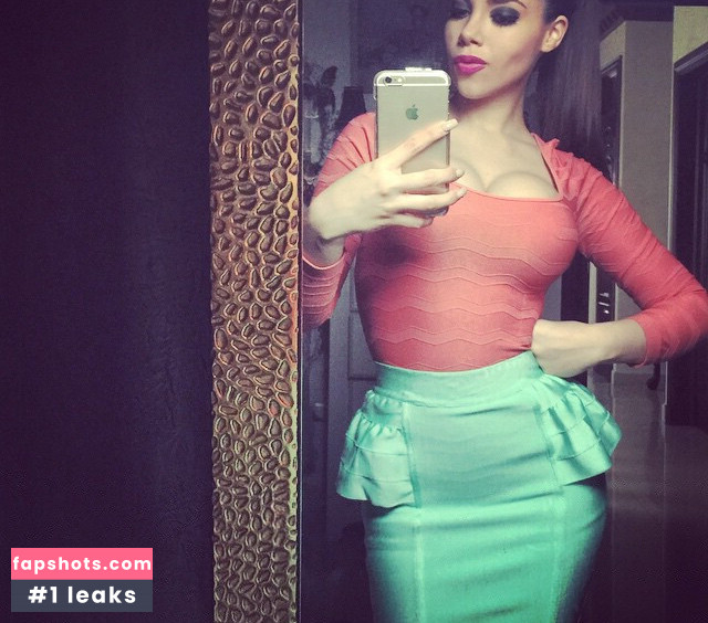 Claudia Guajardo Nude Leaks OnlyFans Photos #13 - LeakJerk