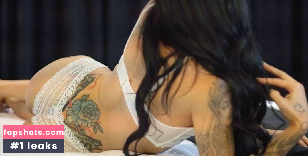 Claudia Guajardo Nude Leaks OnlyFans Photos #17 - LeakJerk